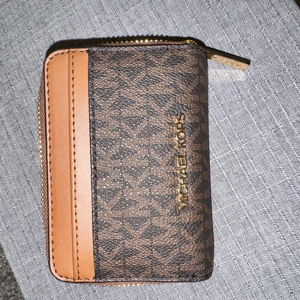 Michael Kors Signature Brown and Tan Card Holder